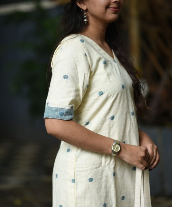 ca7e6ef5-8852-4277-a9eb-1695d8468e89 ca7e6ef5-8852-4277-a9eb-1695d8468e89